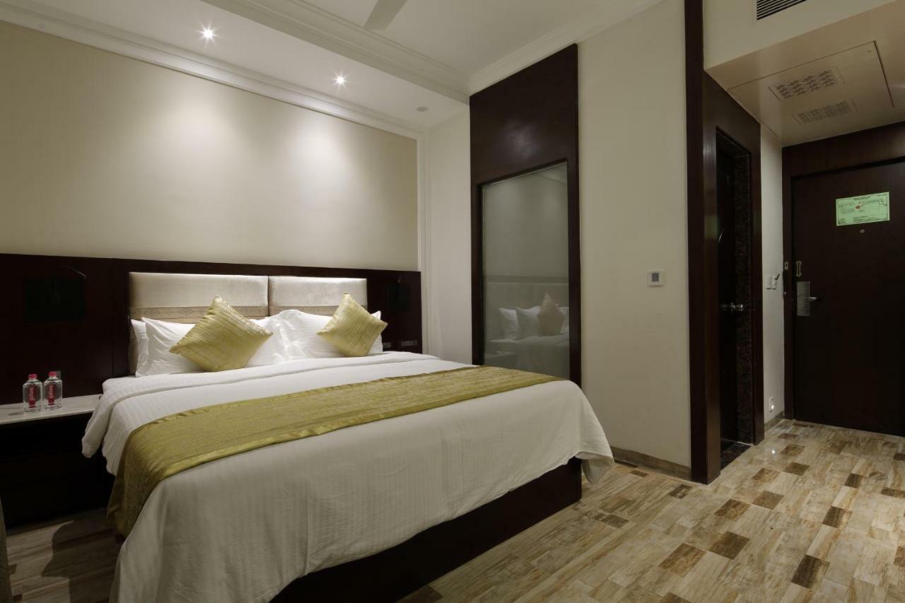Regenta Inn Ranip Ahmedabad Eksteriør bilde